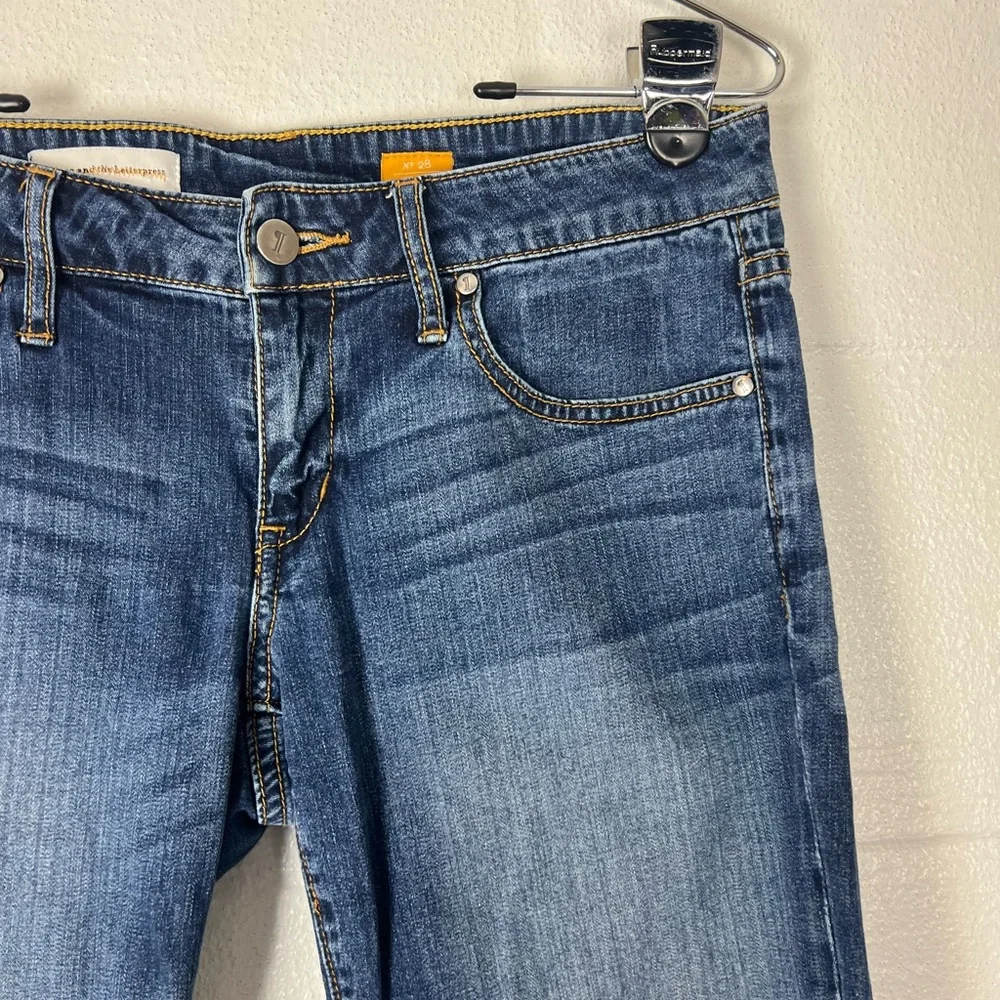 Pilcro and the Letterpress‎ long denim shorts Size 28 low rise straight